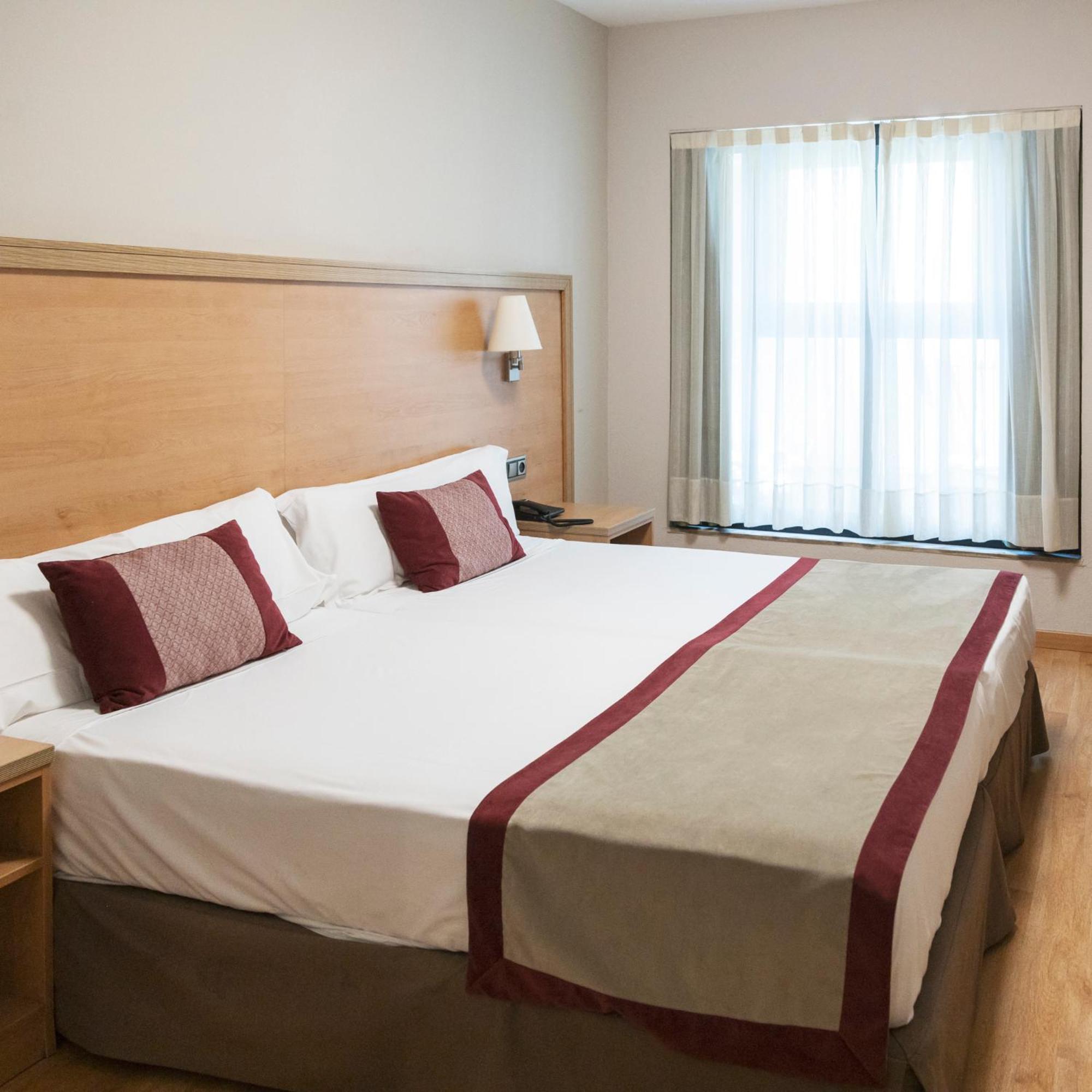 Hotel Real Lleida Ngoại thất bức ảnh