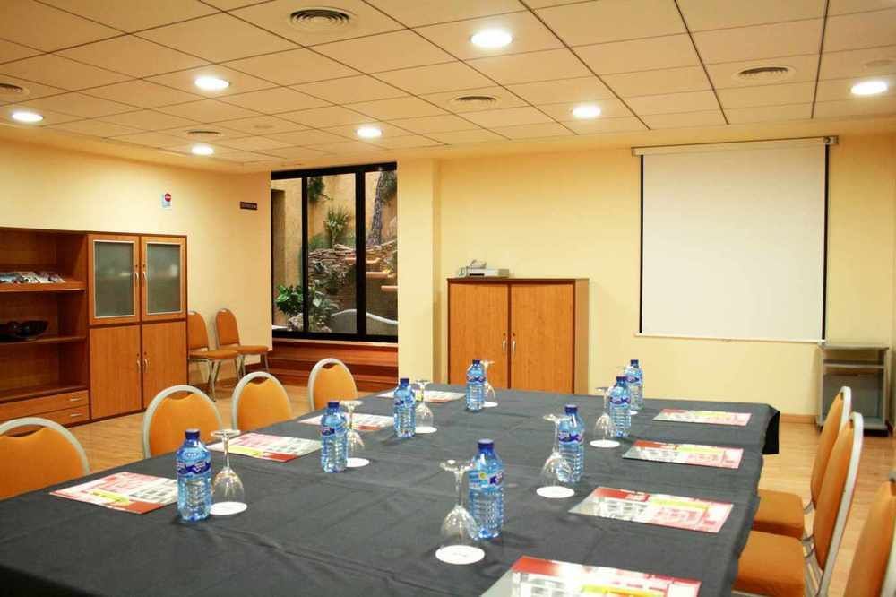 Hotel Real Lleida Ngoại thất bức ảnh